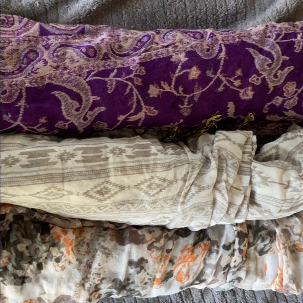 3 different SCARVES